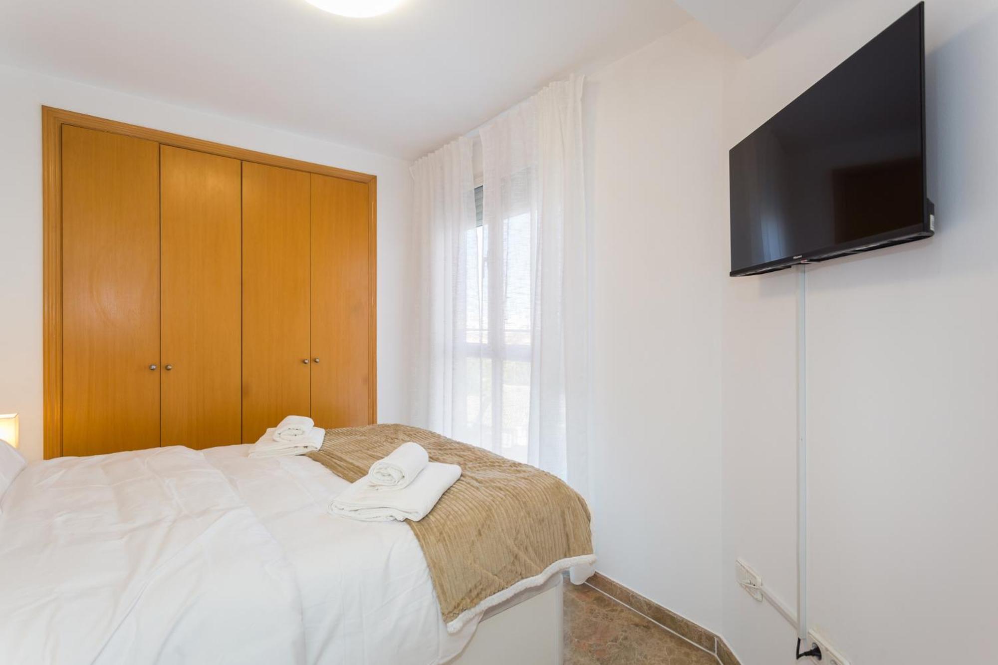 Piso Familiar Cerca Del Centro, Ac Y Wifi Gratis Apartment Valencia Exterior photo